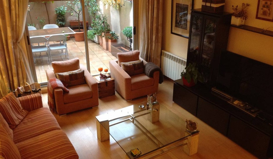casa adosada en venta en el centro de sant cugat