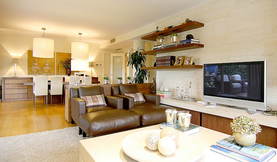 19492014111414521281